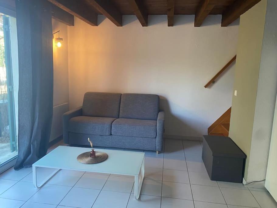 Châteaurenard Appartement En Provence מראה חיצוני תמונה